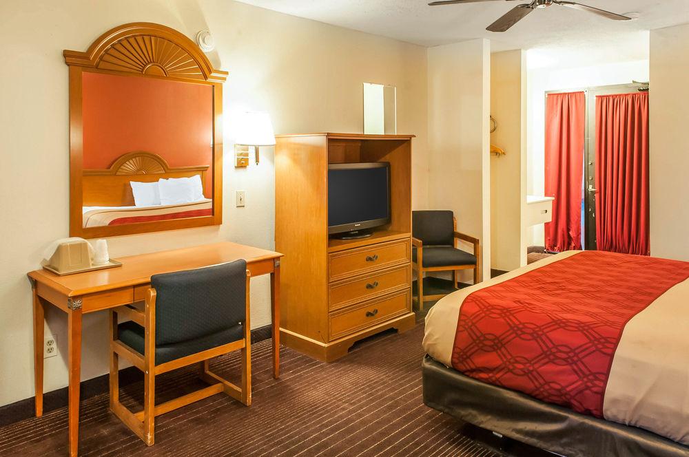 Econo Lodge West - Coors Blvd Albuquerque Zewnętrze zdjęcie