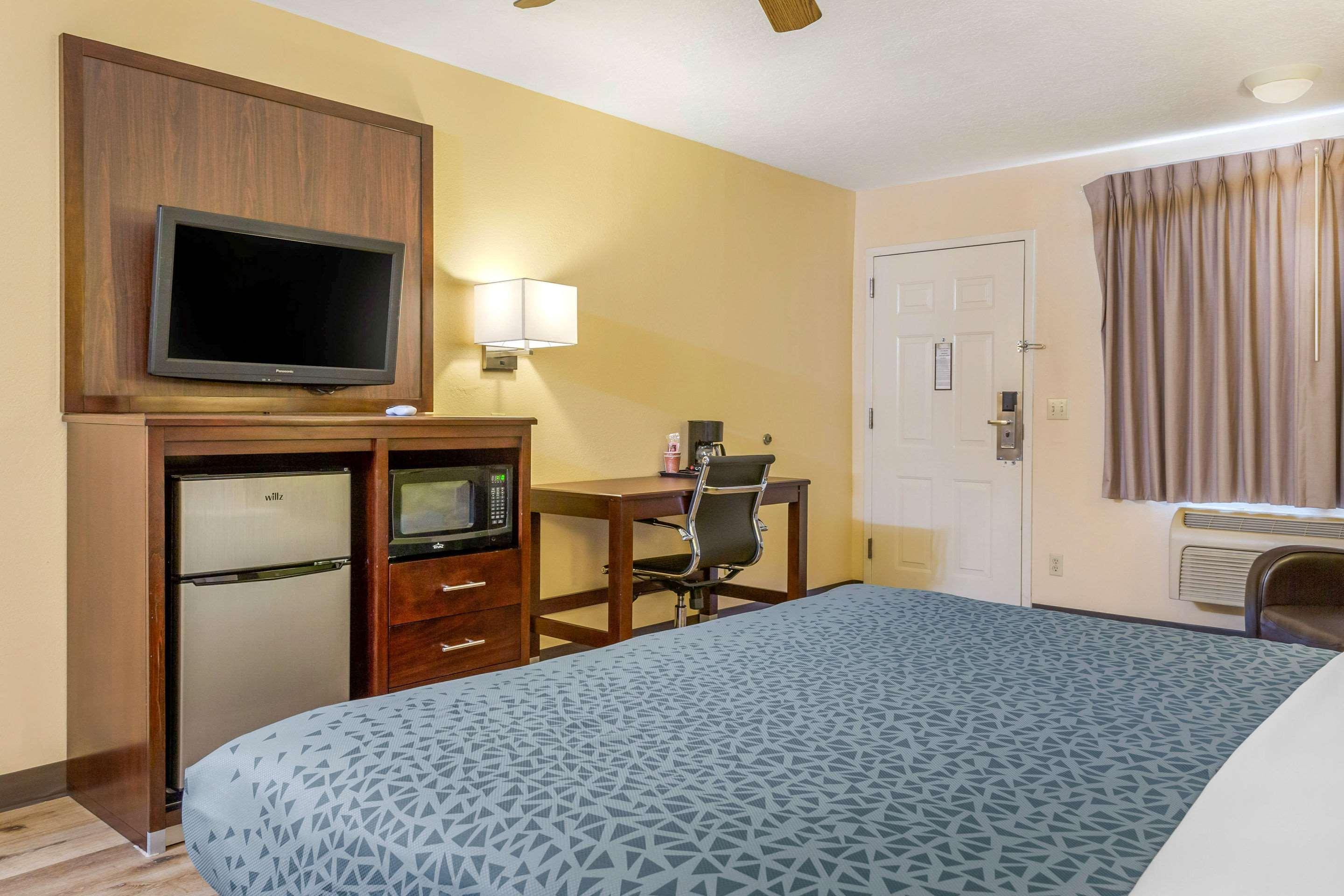 Econo Lodge West - Coors Blvd Albuquerque Zewnętrze zdjęcie